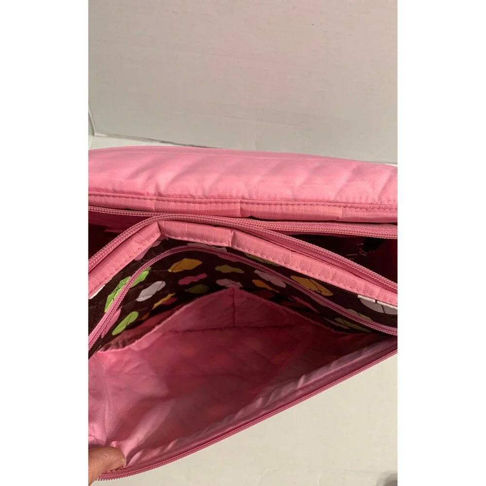 Belvah Messenger Style Diaper Bag With Changing Pad New With Tag